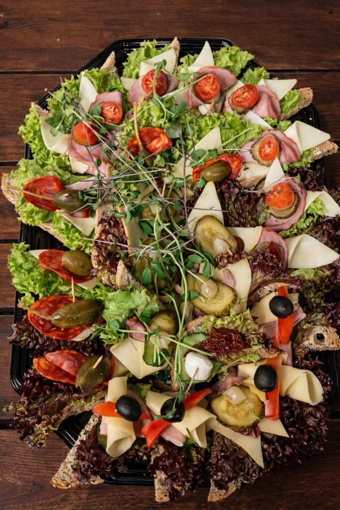 Kanapki bankietowe Katowice - catering dla firm i eventów